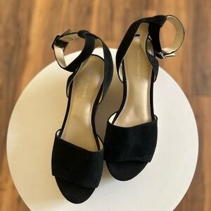 Marc Fisher black platform  size 8.6